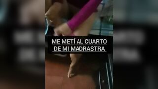 Моя свекровь переодевалась, и я трахнул ее в ее комнате порно